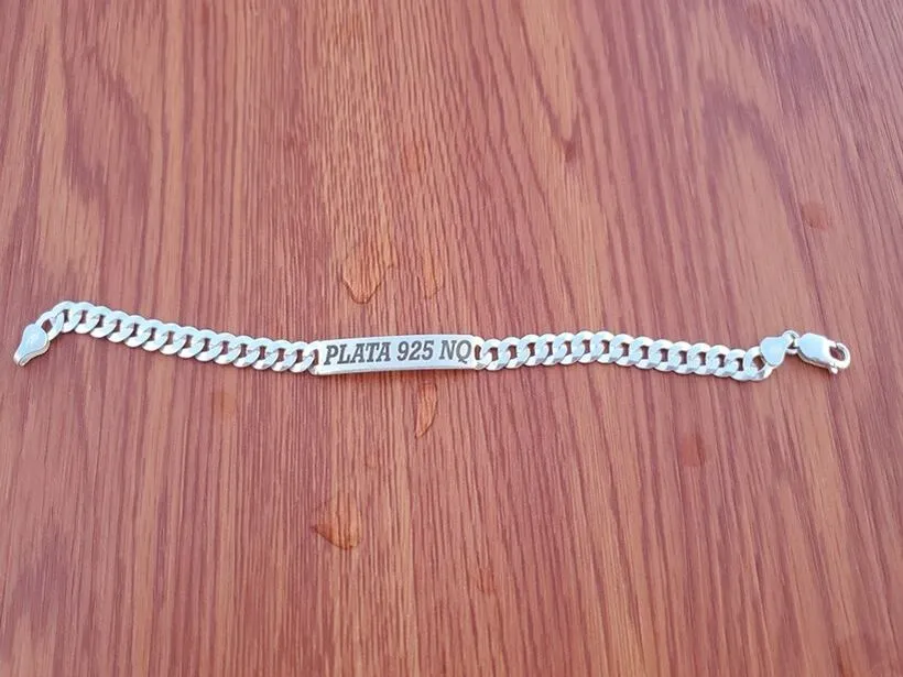 Guillo con placa de plata 925 5MM lejos